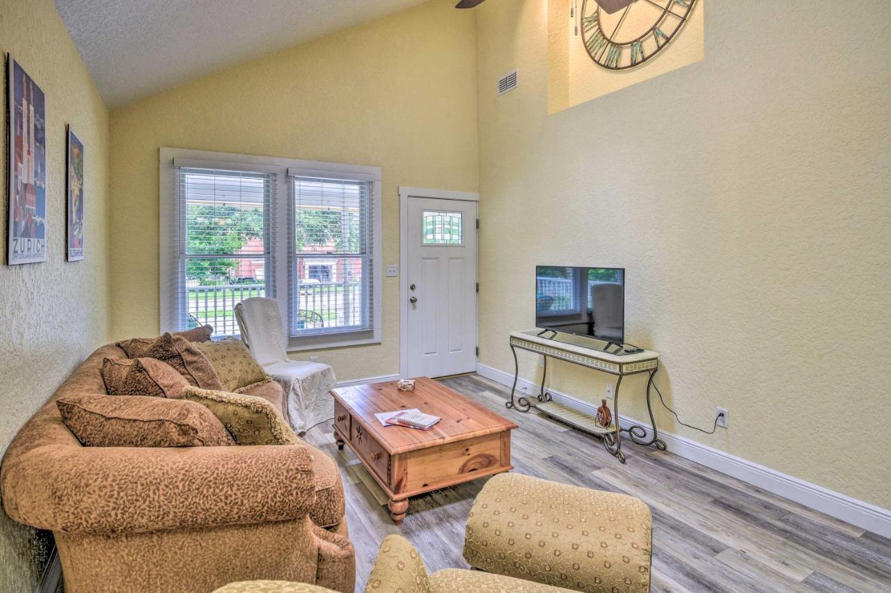 Family Home Walk To Downtown And Stetson Univ! ديلاند المظهر الخارجي الصورة